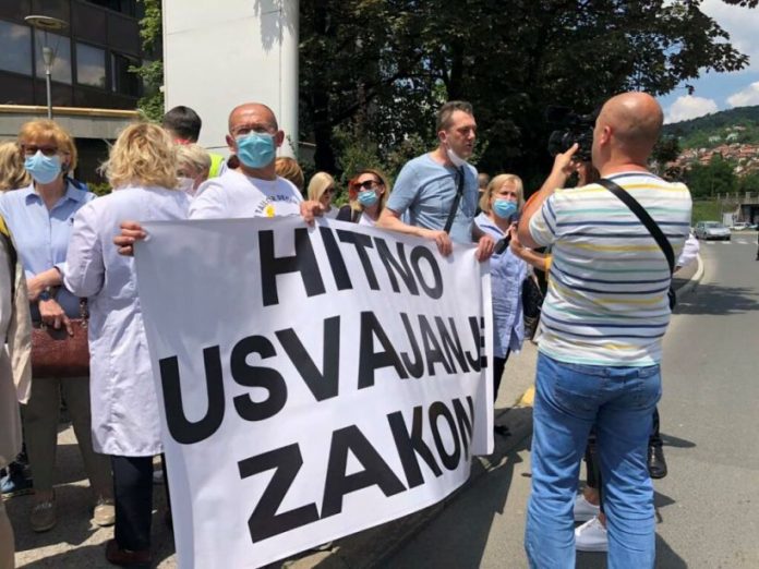 Protest Doktori Medicine Vlada FBiH