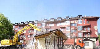 Rušenje objekta Trg rudara