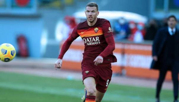 Edin Dzeko Ponovo Na Meti Juventusa Dzeko 60c07b37245fd