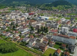 Trogodišnja djevojčica se ugušila košpicom od trešnje Pale