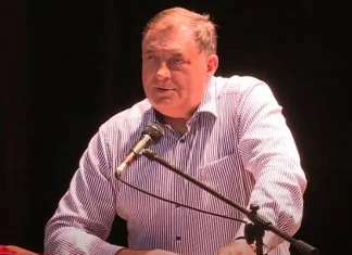 Dodik na skupu psovao majku poslaniku PDP-a, dobio aplauz (VIDEO) Dodik 1