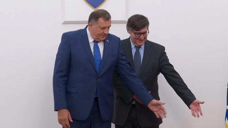 Dodik Palmer Zastava