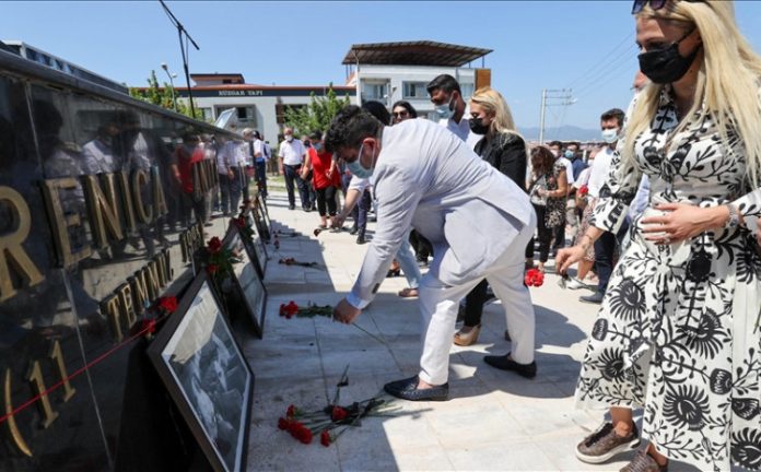 Izmir Sjećanje Na Srebrenicu