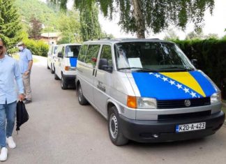 Konvoj s tabutima žrtava genocida krenuo iz Visokog prema Potočarima Konvoj S Tabutima Srebrenica