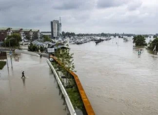 Voda u Nizozemskoj probila nasip, proglašena nacionalna katastrofa Nizozemska Poplave