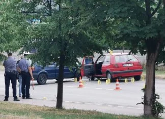 U sudaru dva golfa u Zenici otac i kćerka zadobili teške povrede Sudar Zenica Golfovi