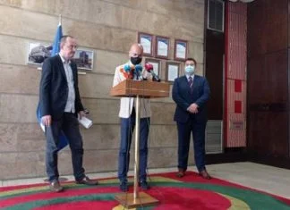Fbih Potpisala Ugovor O Nabavci Pola Miliona Vakcine Sinofarm Goran Cerkez I Sinisa Skocibusic 2 60dd931280f97