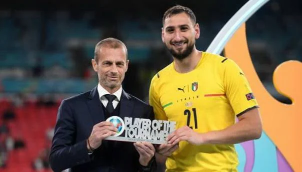Gianluigi Donnarumma Proglasen Za Najboljeg Igraca Eura Donnarumma 60ec23c242bcf