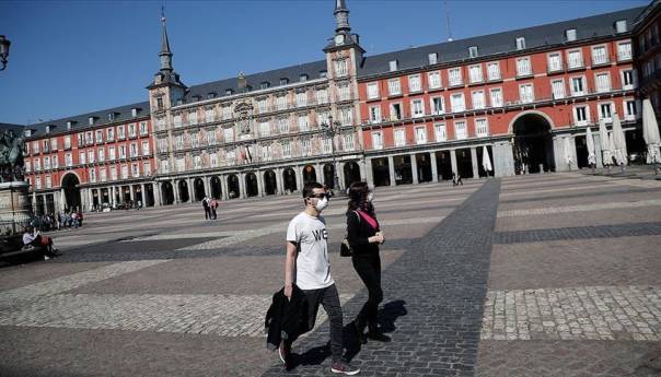 Spanija Uvodi Policijski Sat U Vise Od 30 Gradova Spanija 60ec695ad2ccf