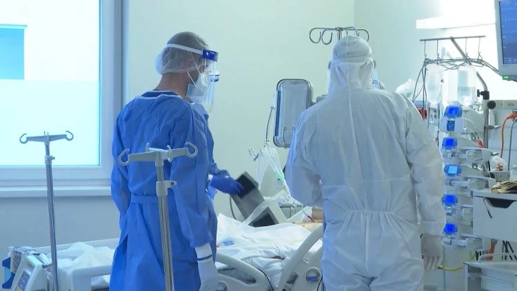 Kod hospitaliziranih zbog covida rizik od smrti unutar dvije godine veći za 69 posto Bolnica koronavirus pacijenti