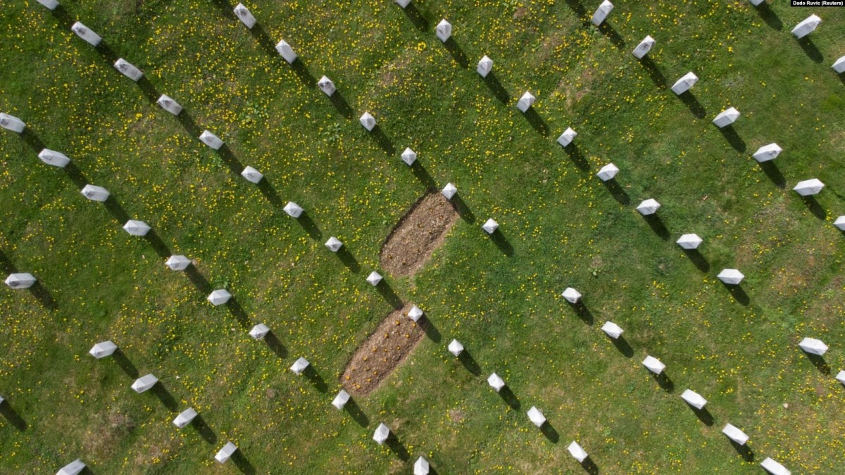 Društvene mreže uklanjaće sadržaje u kojima se negira genocid u Srebrenici