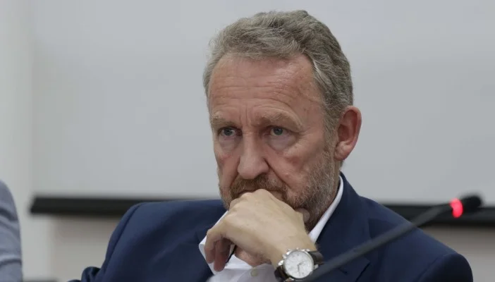 Izetbegović: Ne može se udariti na mirovni sporazum, a da se ne ošteti mir Izetbegović