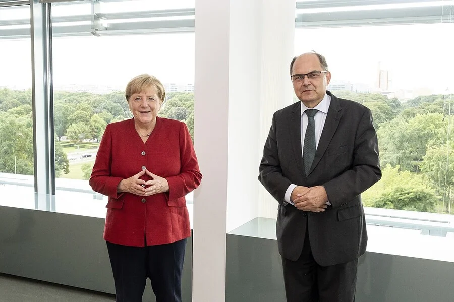 Njemačka kancelarka Angela Merkel dala punu podršku visokom predstavniku Schmidtu OHR Merkel i Schmidt