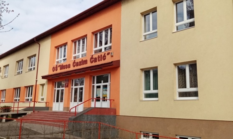 Zenica musa cazim catic skola