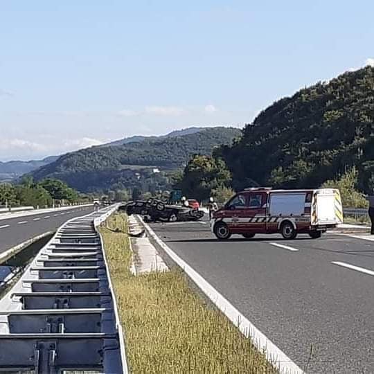 Saobracajna Nezgoda Autoput Zenica Sarajevo