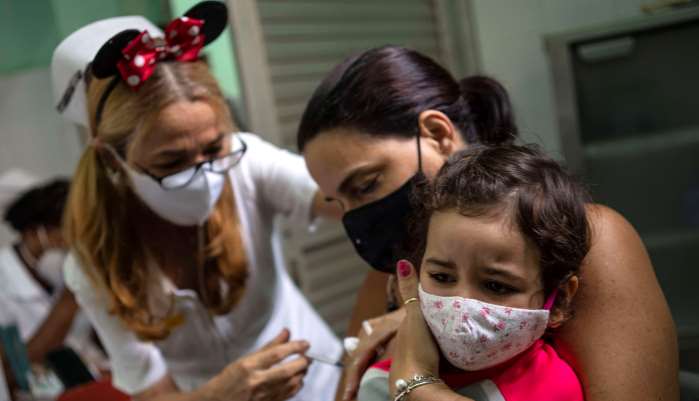 Kuba počela vakcinisati dvogodišnju djecu protiv COVID-a