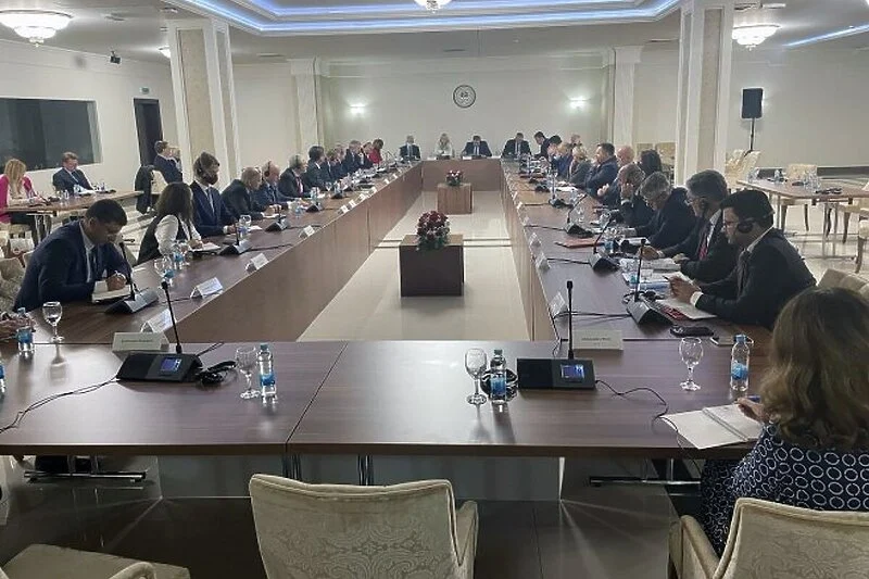 Diplomatski fijasko: Na Dodikov poziv na sastanak odazvalo se samo 11 od 28 predstavnika ambasada Dodik Sastanak SRNA