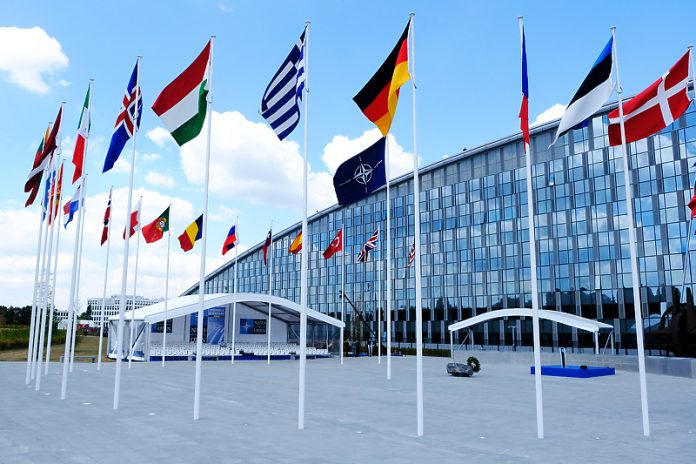 NATO Zastave članice