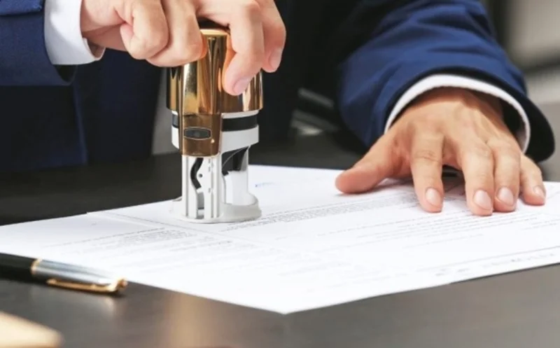 Deseci miliona KM dati za elektronsko poslovanje u institucijama BiH: Bez papira tek za 22 godine? Papir Pečat Dokument