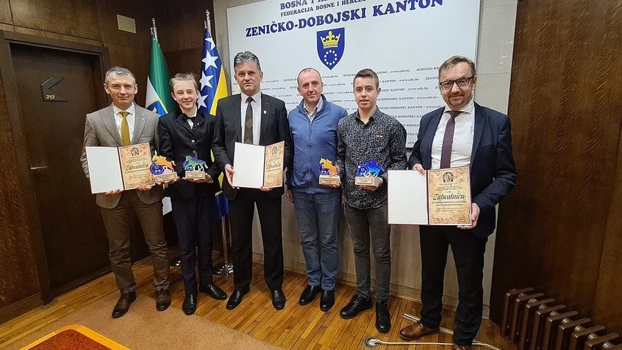 Premijer Bašić primio trenera i članove Konjičkog kluba Vilenjak iz Visokog Vlada ZDK, trener i članovi Konjičkog kluba Vilenjak iz Visokog