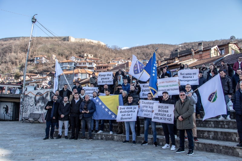 U Prizrenu održan marš podrške BiH: Sve dok je Bošnjaka, bit će i Bosne