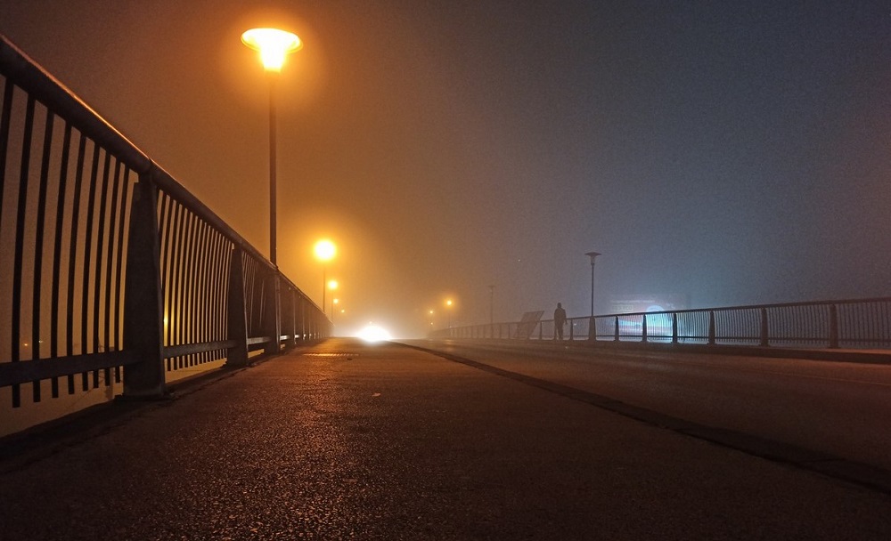 Pogledajte kako izgleda Zenica okovana maglom (FOTO)