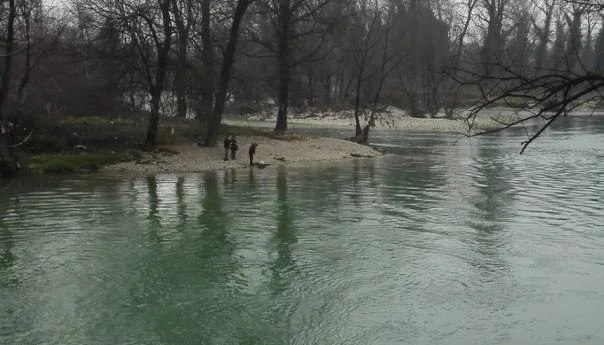 Vatrogasci Iz Vrbasa Izvukli Tijelo Nepoznatog Utopljenika Utopl 61e3fa450b904