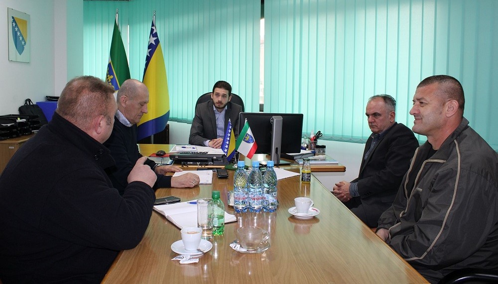 Isak se sastao sa predstavnicima MZ Tetovo i Banlozi