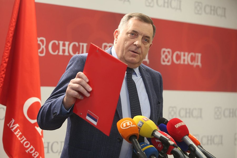 Milorad Dodik Snsd 3