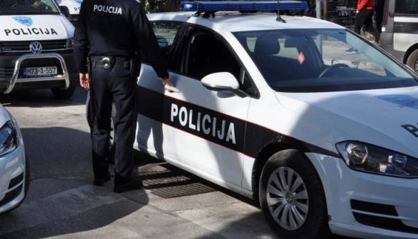 Policija