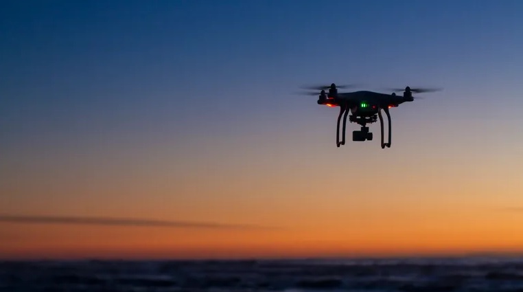 Dron Ilustracija