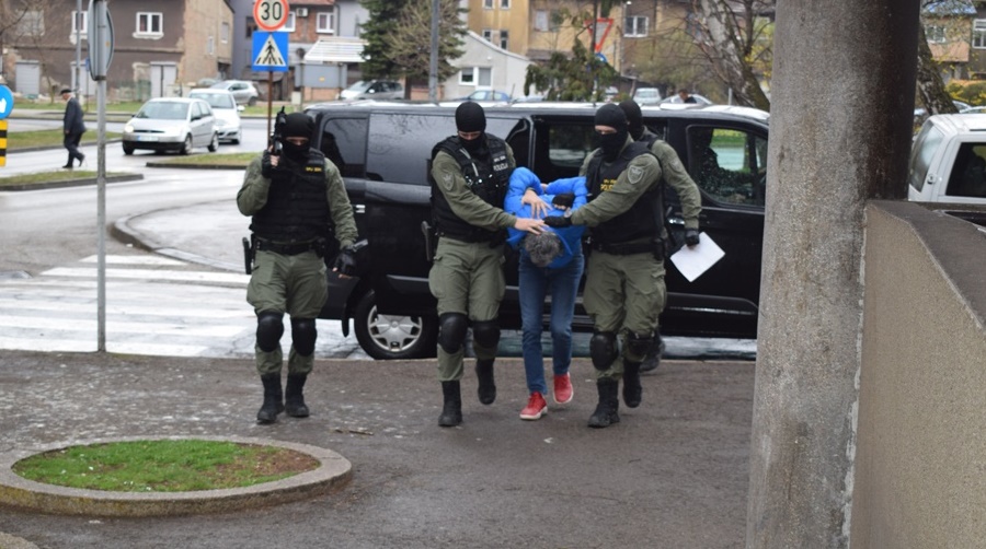 Uhapšeno osam osoba u akciji ‘Meta’, za dvije se još traga (FOTO)