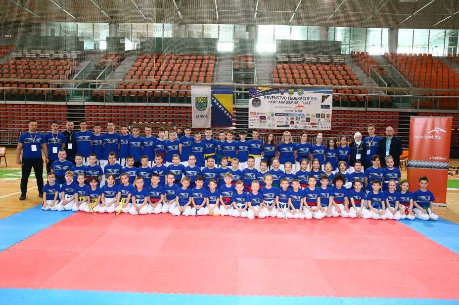 Taekwondo Akademija “Jale” kao domaćin turnira ostvarila sjajne rezultate u Zenici (FOTO)