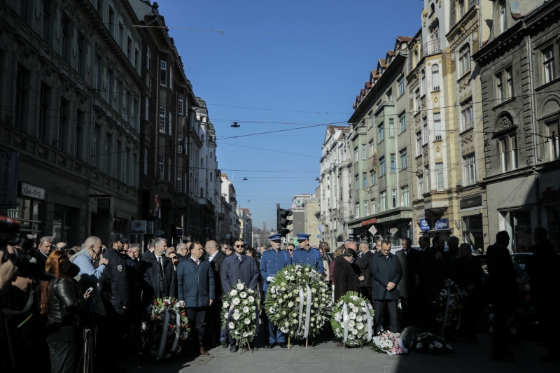 Dan Grada Sarajevo Polaganje Cvijeca