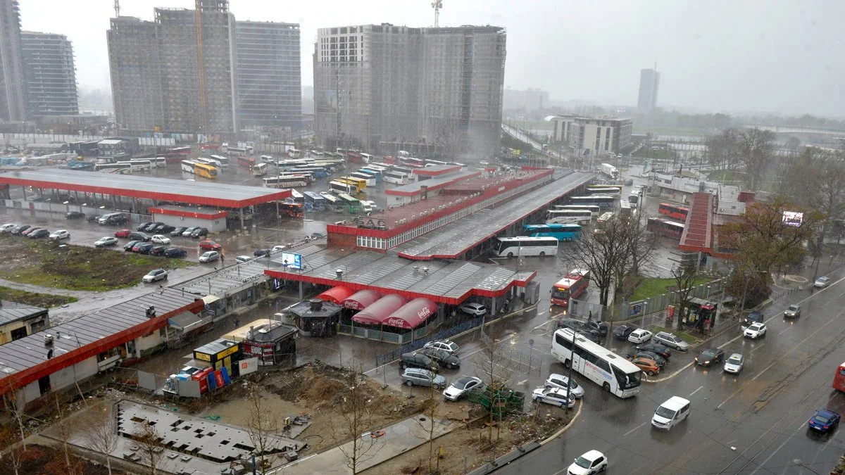 Olujno nevrijeme u Beogradu, vjetar obarao stabla, padao grad (VIDEO) Nevrijeme U Beogradu