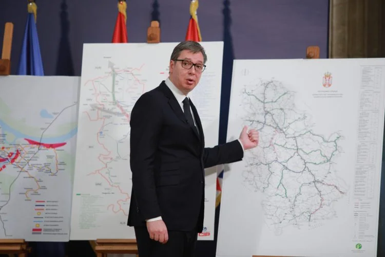 Srbija u nedjelju bira predsjednika, parlament i vlast u Beogradu Vučić Srbija