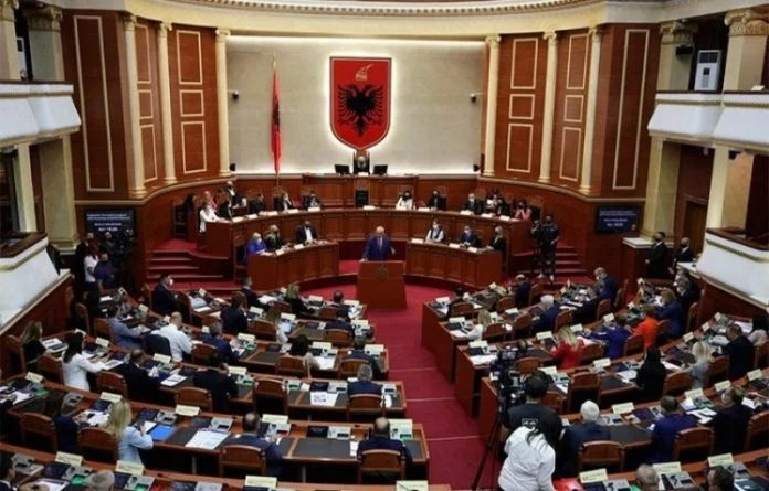 Albanski Parlament
