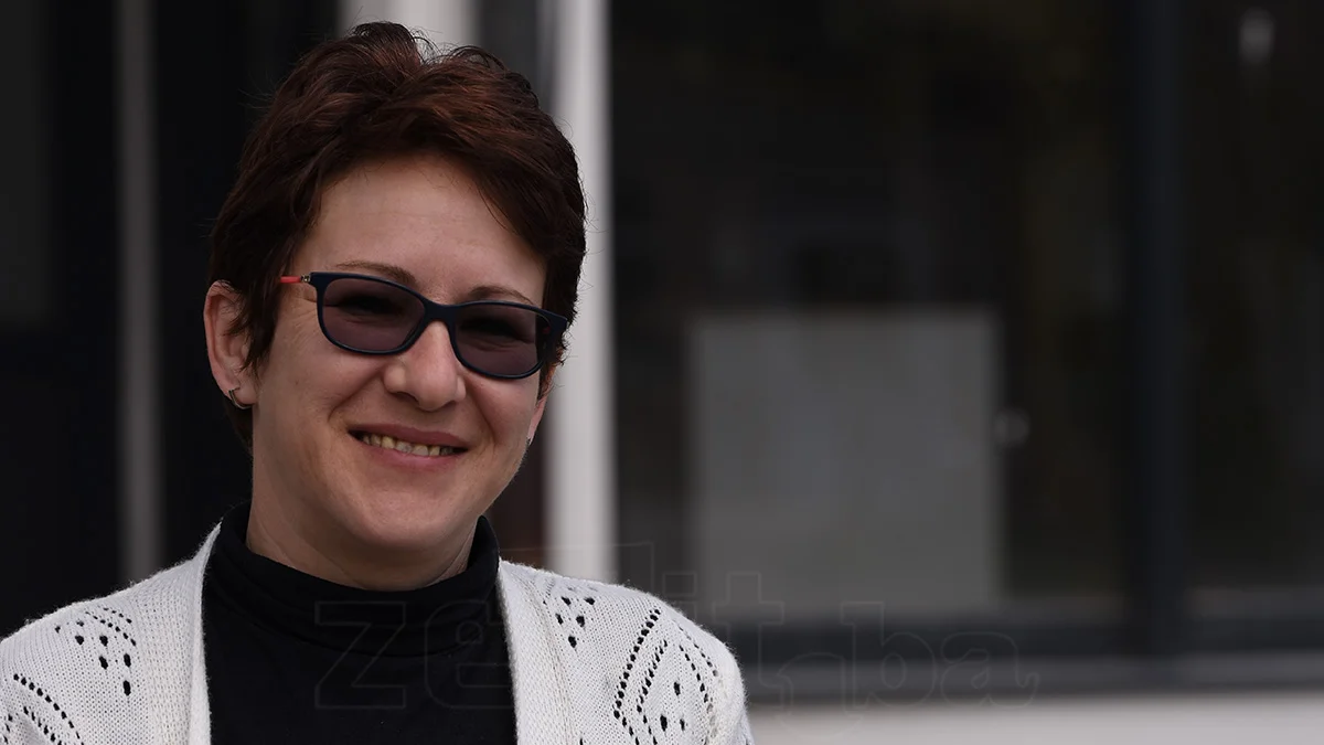 Elsa Fotka Za članka