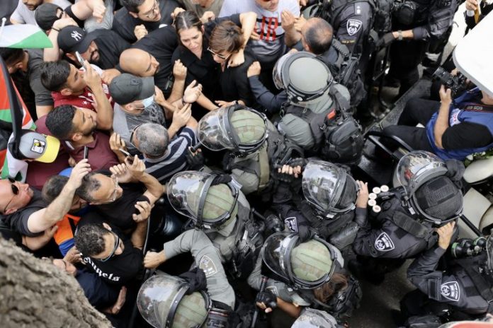 Izraelska Policija Napad Povorka