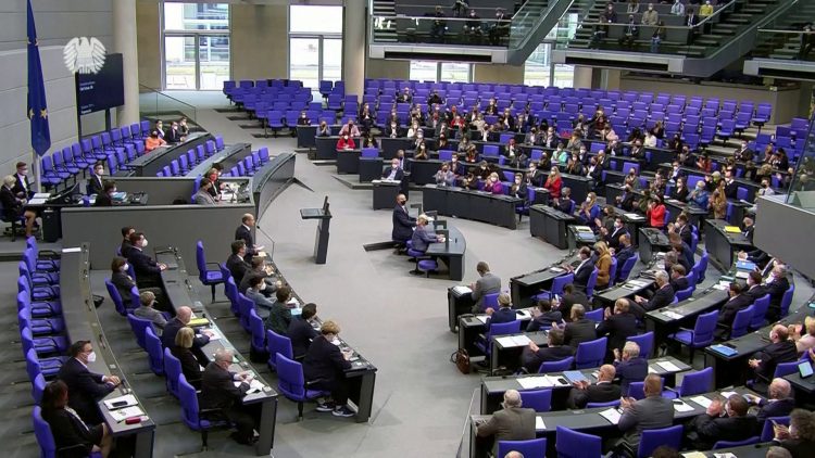 Zastupnici u Bundestagu traže podršku za BiH zbog politike Dodika i Čovića