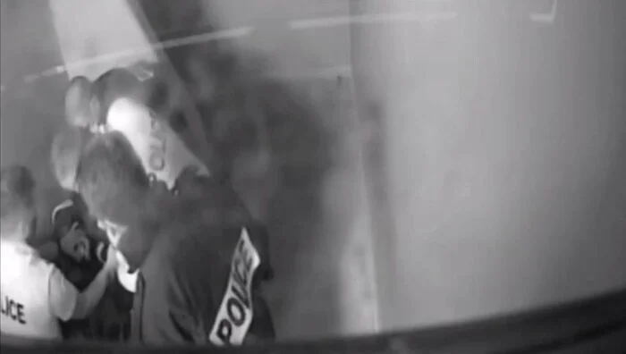 Napad Policije Francuska