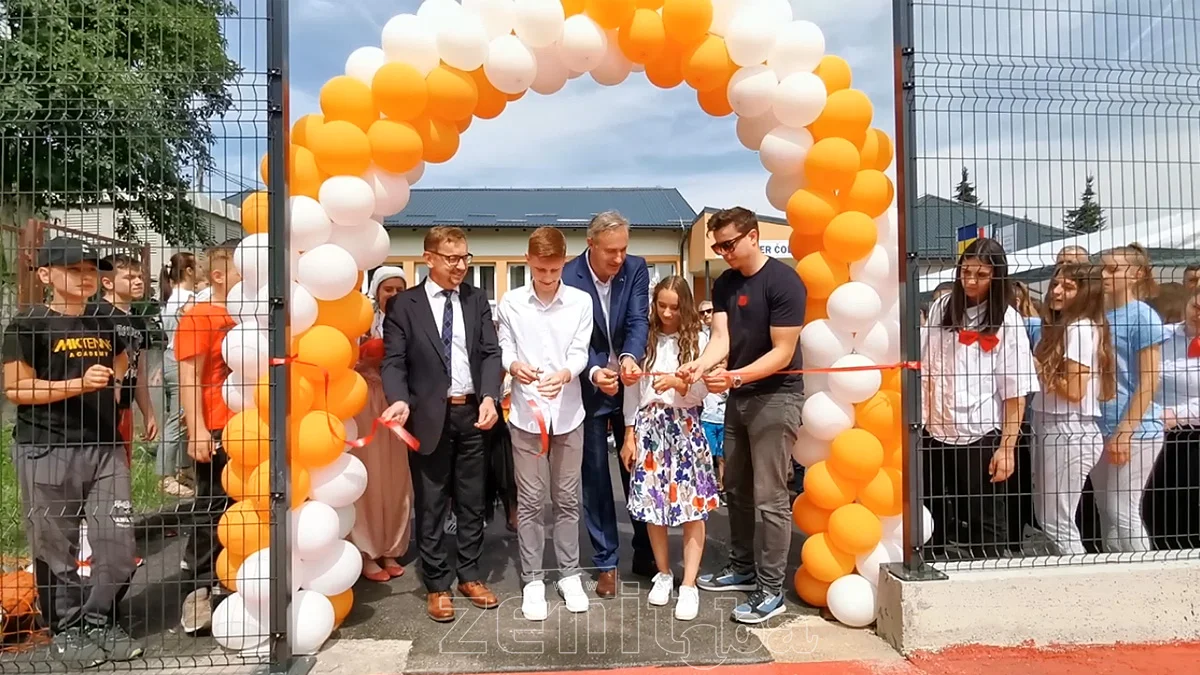 Osnovna Skola Enver Colakovic Gnjusi