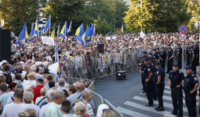 Protesti U Sarajevu OHR