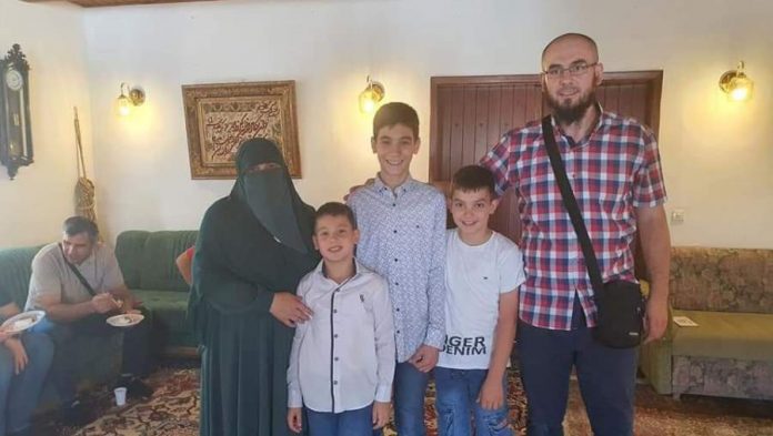 Trinaestogodišnji Davud Zećo Postao Jedan Od Najmlađih Hafiza U BiH