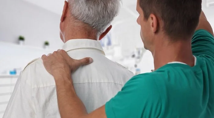 Kiropraktičar u Srbiji čovjeku slomio kičmu Kiropraktičar