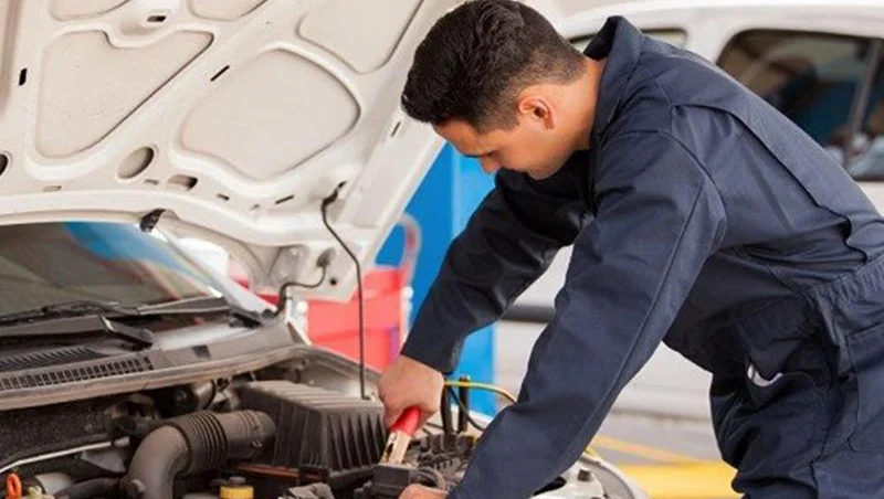 Automehanicar Ilustracija