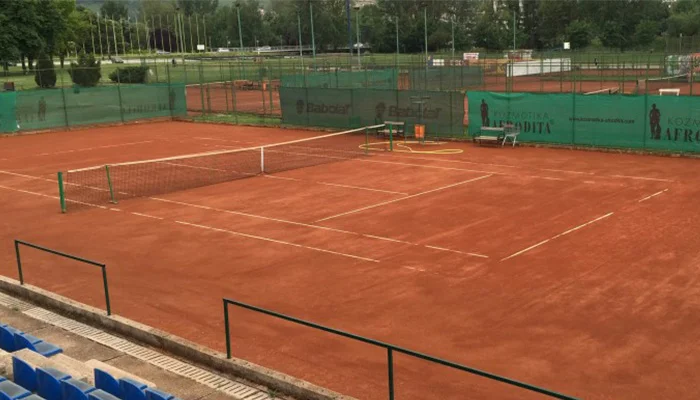 Teniski Teren Zenica