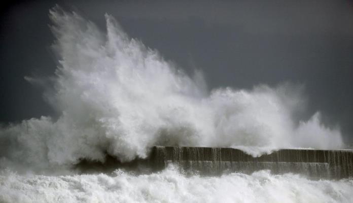 Tropska oluja pogodila ostrvo Honšu, evakuisano više od 72.000 ljudi