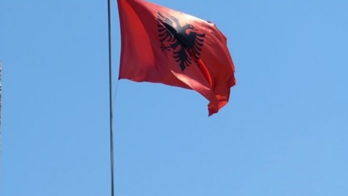 Albanija Zastava