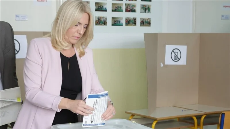 Kandidatkinja za člana Predsjedništva BiH Željka Cvijanović glasala u Banjaluci Cvijanović